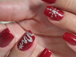 Uñas acrílicas